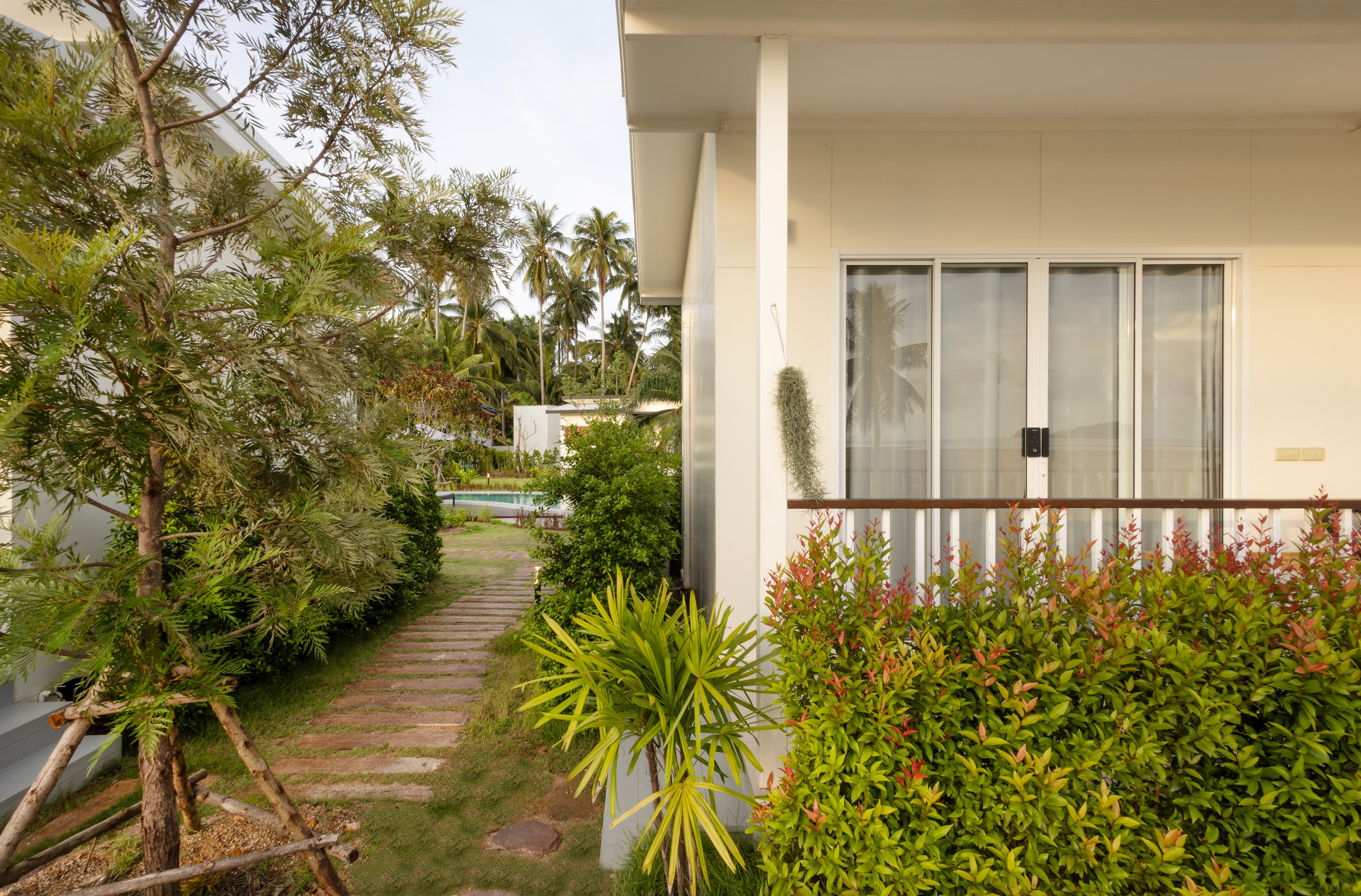 Fresh fruit tray by the pool — Caya Beach